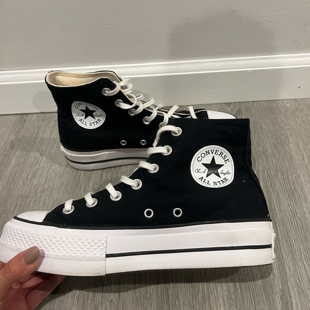 Converse Women's Black and White Platform High-Tops